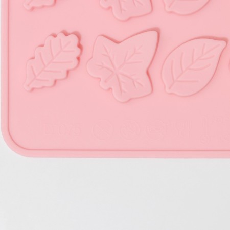 Form for jewelry of the share "Leaflets", silicone, 21.2 × 11.5 cm, 24 cells, color mix-3