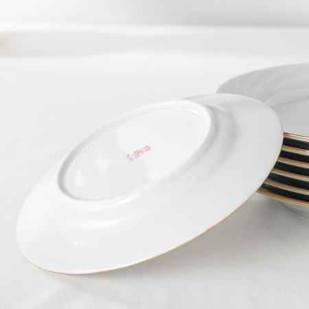 Service of the porcelain “Dove”, 18 objects: D = 17.5 cm, D = 20 cm, D = 24 cm-2