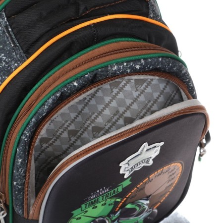 Frame backpack 39 x 29 x 17 cm, Across 410, filling: bag, pencil case, black/green ACR22-410-1-11