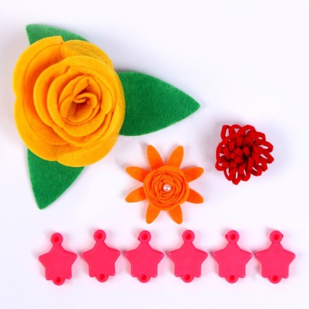 Set for creativity: Decor made of felt and a set of beads "Flower pleasure"-1