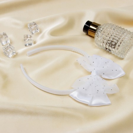 Hair cap "Schoolgirl" Double bow shine, 1 cm, white