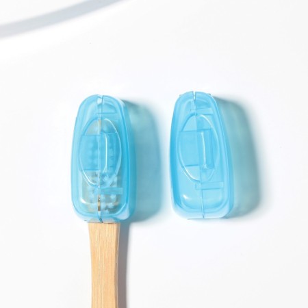 Case for the toothbrushes "Airplane", 3.7 x 2.2 cm.-1