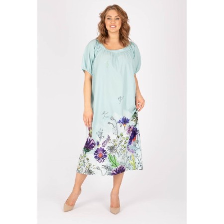 Women's dress, size 60