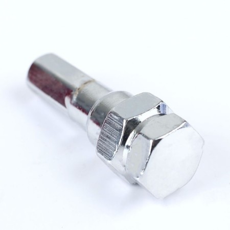 Wheel nuts m12x1.5, l = 32 mm, under the hexagon, cone, 20 pcs + key, red, jn-302-4