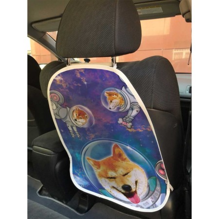 Protective cape on the back of the car seat "Dogs in space"