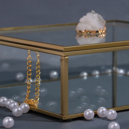Organizer for storage "Mountains", with a lid, glass, with a mirror -bottom, 1 section, 15 × 15 × 8.5 cm, the color is transparent/copper-10