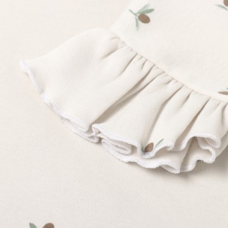 T -shirt with ruffles crumb I am Olives, p. 80-86, milk-2