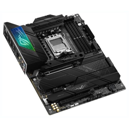 The ASUS Rog Strix X670-Fi Socketam5 AMD X670 4XDDR5 ATX AC`97 8c 107040-4