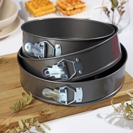 A set of baking forms “Elin. Circle ”, 3 subjects: D = 22/24/26 cm, removable bottom, anti -stick coating, black color-3