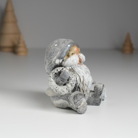 Polystone souvenir "Gnome in a gray long cap with a white beard" MIX 8.5x7x7.2 cm-2