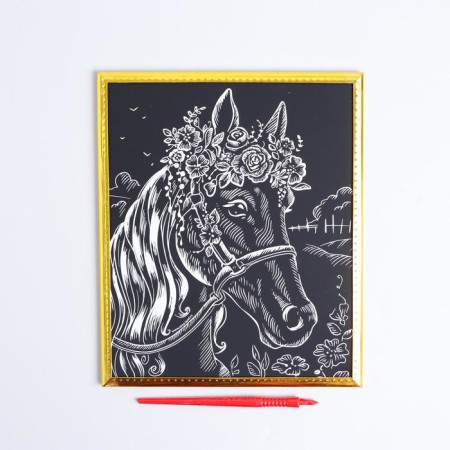 Engraving in the frame "horse in a flower wreath" with a metallic effect "gold"-2