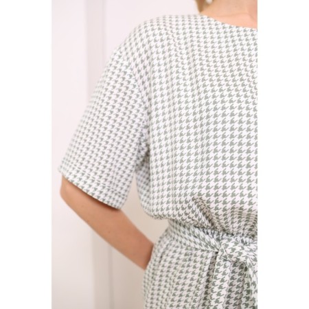 Women's dress, size 42-6