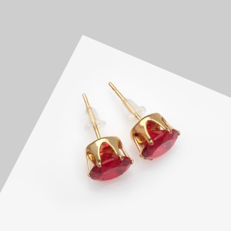 Earrings with rhinestones "Pusets" radiance, circle, d = 0.8, red color in gold-3