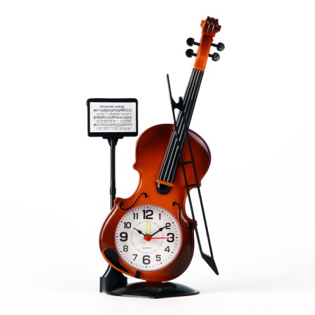 Clock - alarm clock "Trushing with a puppeter", discrete move, d -6.5 cm, 17 x 10 cm, aa-2