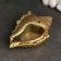 Steam stand "Shell" 17x11x5cm, bronze with gilding