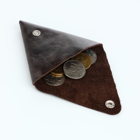 Monetnik on the button, Textura, brown color-2