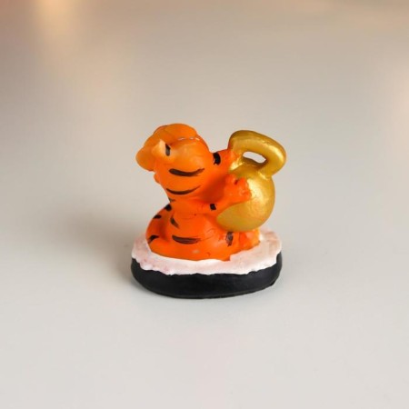 Souvenir Polystone "Red Tigrick Cook/Musician" MIX 6x4x6 cm-4