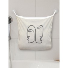 Organizer in a bath on suction cups 