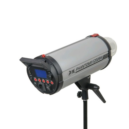 Flash Phantom II 1200 bW studio-1