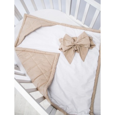 The blanus of Lullaby is quilted, size 93x2x93 cm, beige color
