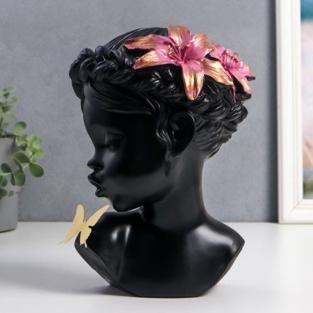 Polystone souvenir "Baby with lily in her hair and butterfly" Black 23x17x7 cm-1