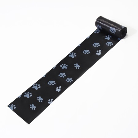 Packets for cleaning dogs with the print "paws" (4 rolls of 15 packages 29x21 cm), black-1