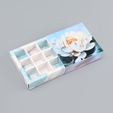 Box for sweets with a shell 9 pcs without a window "since March 8", 13.7 x 13.7 x 3.5 cm. Confectionery packaging-3