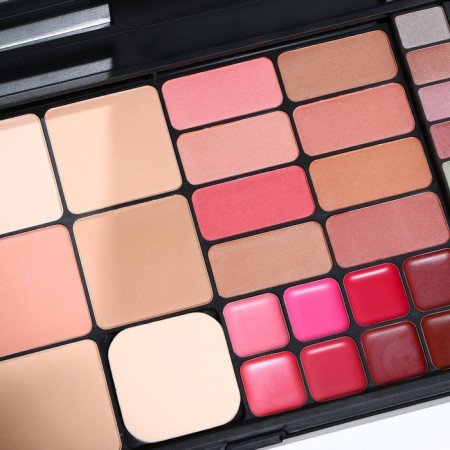 Professional set for makeup (eyelid shadows, proofreaders, blush, lip gloss)-7