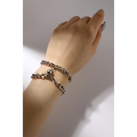 Bracelets "Demetrons" on a magnet, heart on large links, color silver-1