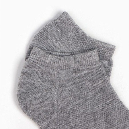 A set of men's socks (3 pairs) shortened, gray color, size 40-44-2