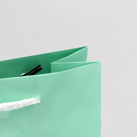 Gift package laminated, packaging, "green", s 12 x 15 x 5.5 cm-3