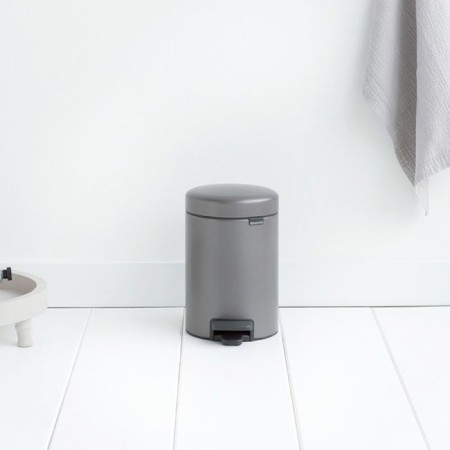 Brabantia Newcon bucket, plastic inner bucket, with a pedal, platinum color, 3 liters-4