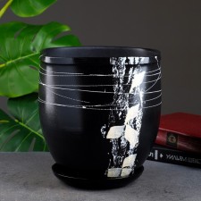 Flower pot 