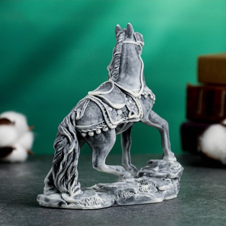 Figure "Bogatyr horse in the harness" 13cm-3