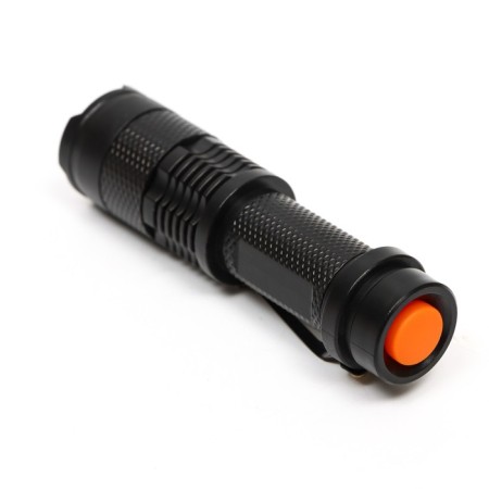 Manual lantern, 3 watts, 60 lm, Led, zoom, ray range 200 m, AA,-1