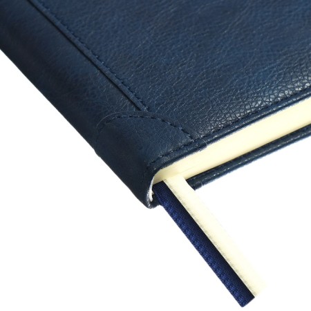 The diary is low, A5, 136 sheets, leatherette, Devente. Seattle, a solid cover with foam rubber, thermoting, perforation, liesse, block 70%, blue-3