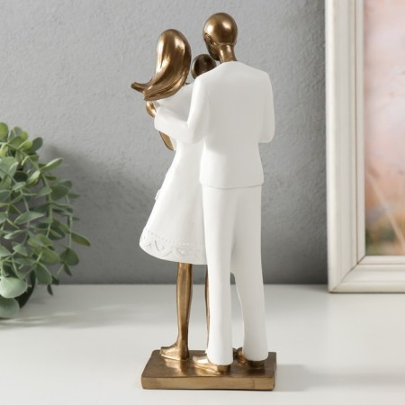 Souvenir Polystone "Dad, Mom and Daughter" 10x6.5x24.5 cm-2