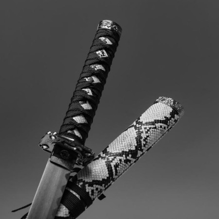 Souvenir weapon "Katana on the stand", gray scabbard for snake skin, 70 cm-2
