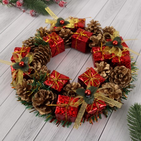 New Year's Wreath D-22 cm "cones and red gifts"-1