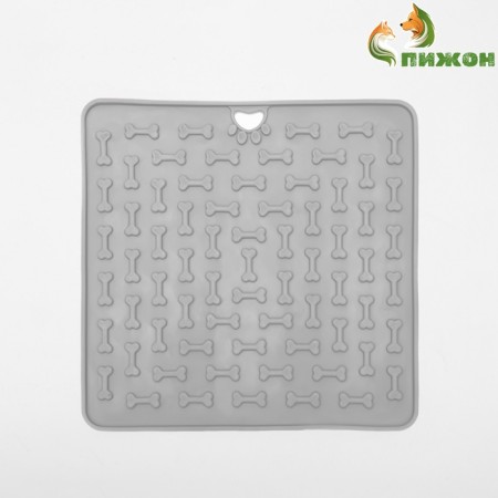 Rug for licking on suctions 18.5 x 18.5 cm, tp, gray