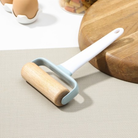 Victory dough roller for rolling out the dough, 20 × 12 × 2 cm