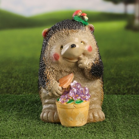 Garden figure "Hedgehog with pansies" 28x18x20cm