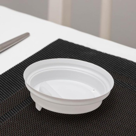 Disposable cover for a glass white with a nose, d = 8 cm-3