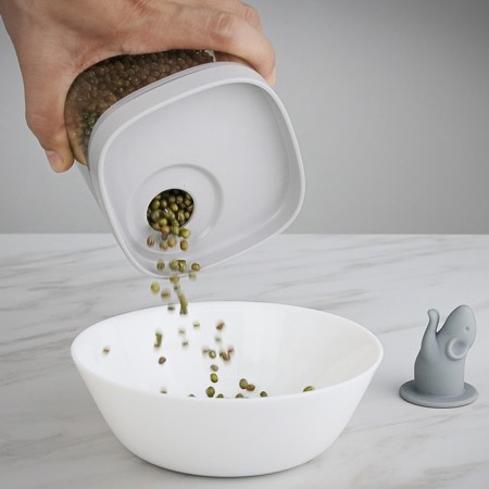 Container for food products Qualy Lucky Mouse, 600 ml-16
