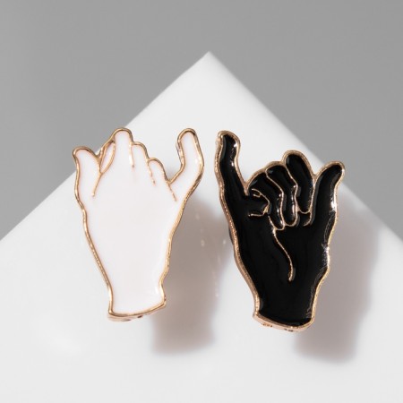 Best Friends, Black and White In gold, icons.-4