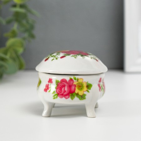 Coramics box on the legs "composition of roses" 6.1x7.7x4.8 cm-5