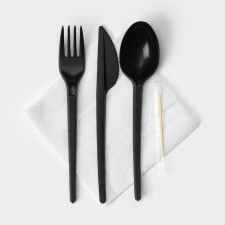 A set of plastic disposable devices 