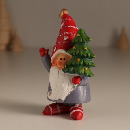 Suvenir Polystone "Santa Claus with Christmas tree" 11.5x6.5x5 cm-3