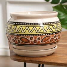 Flower pot 