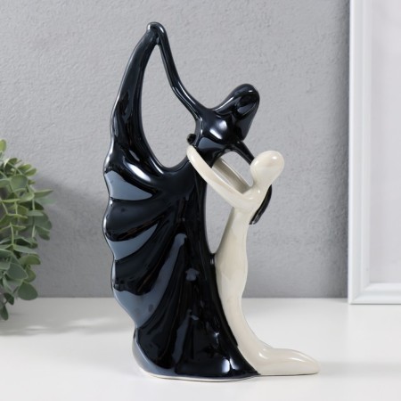 Souvenir Ceramics "Waltz" black and white 24.6x15x7 cm